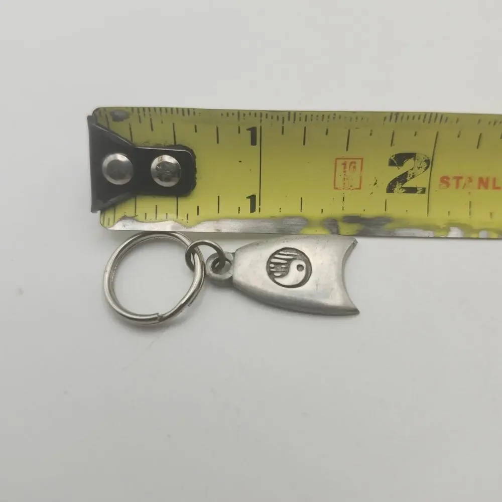 Yin Yang Hand Symbol Keychain Gray Metal Zen Spiritual Tai Chi Key Ring Charm